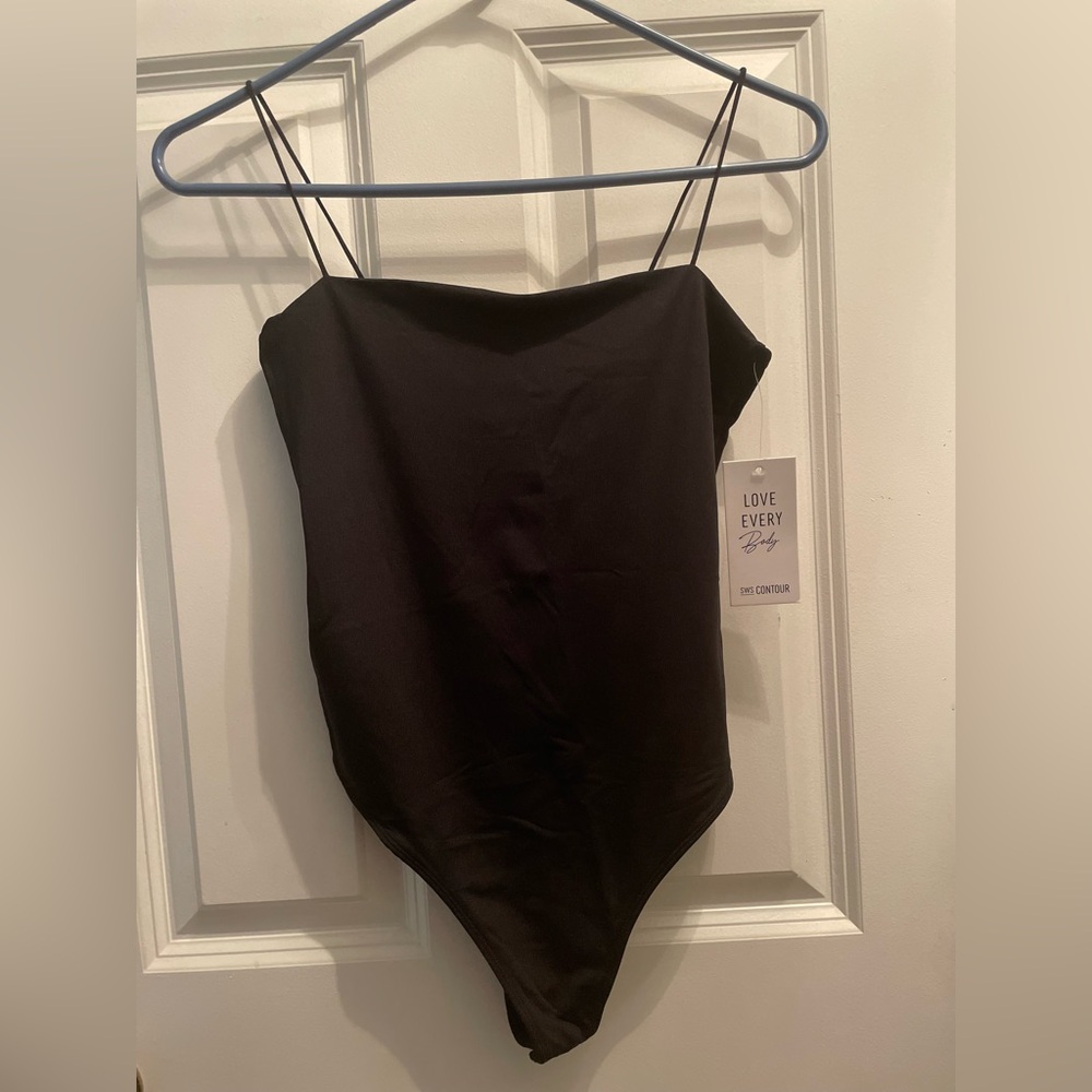 Women’s bodysuit new with tag